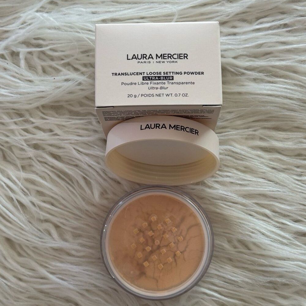 Laura Mercier Ultra Blur Longwearing Translucent Loose Setting Powder Honey
